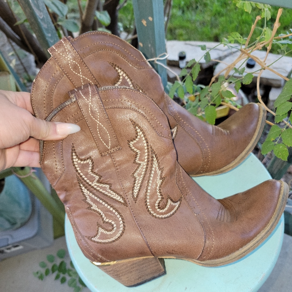 Cowgirl ankle booties, western heeled booties